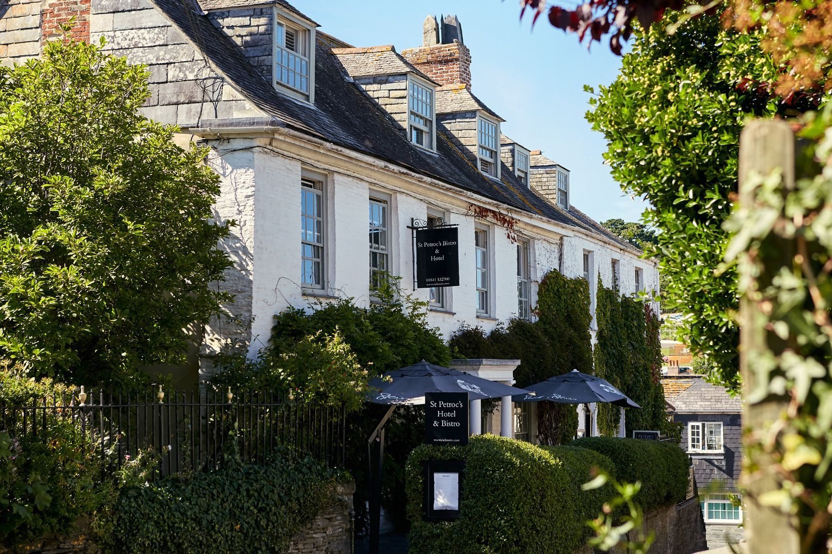 St-Petrocs-Bistro-Restaurant-Cornwall-Exterior